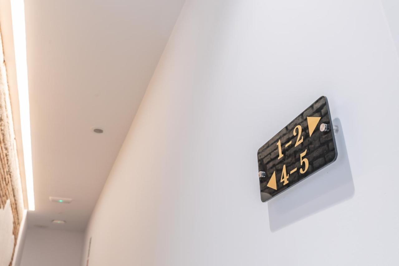 Chic & Comfortable Apartment, Private Terrace Valencia Exterior foto